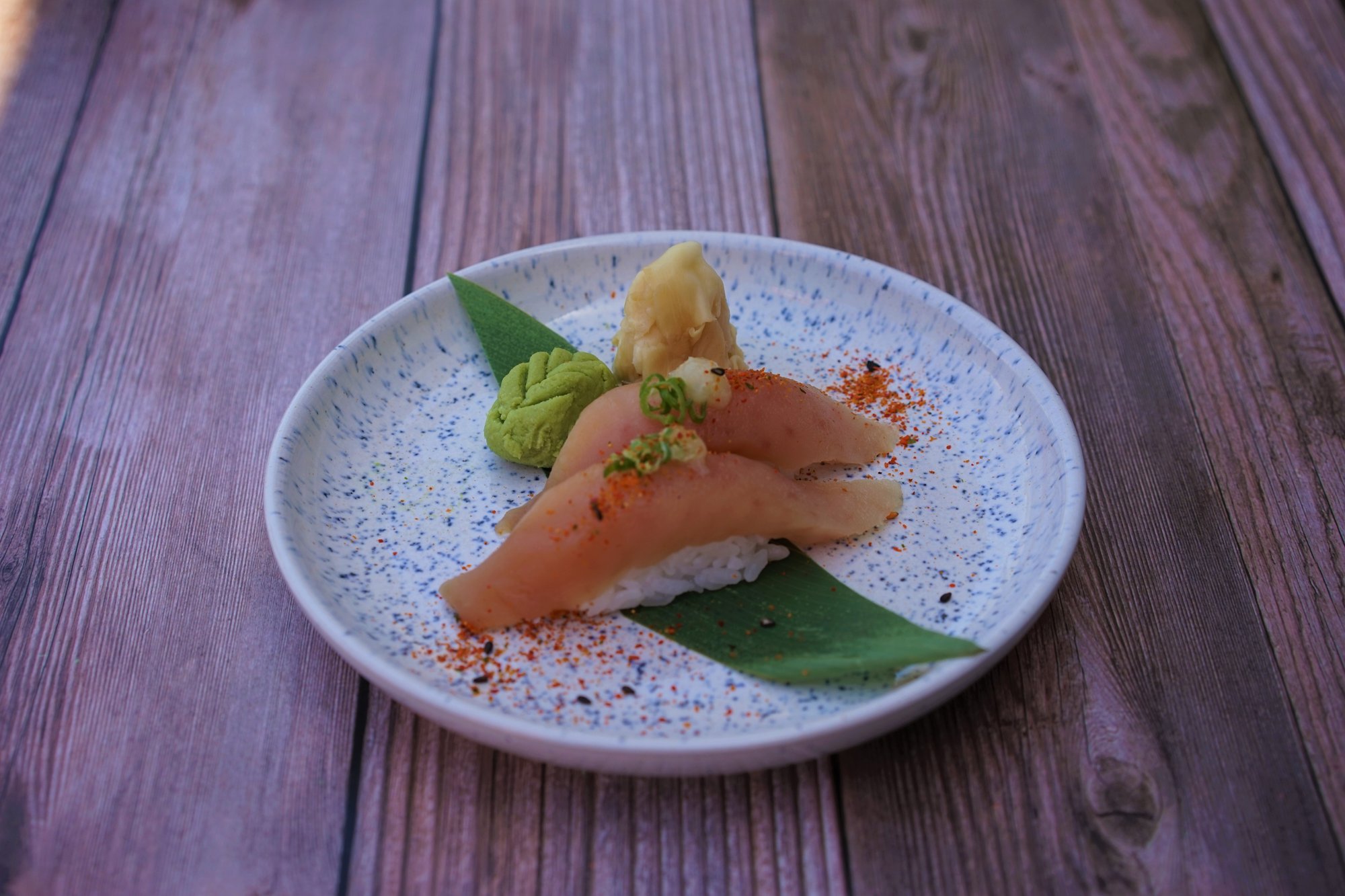 Spicy Garlic Albacore Tataki Sushi