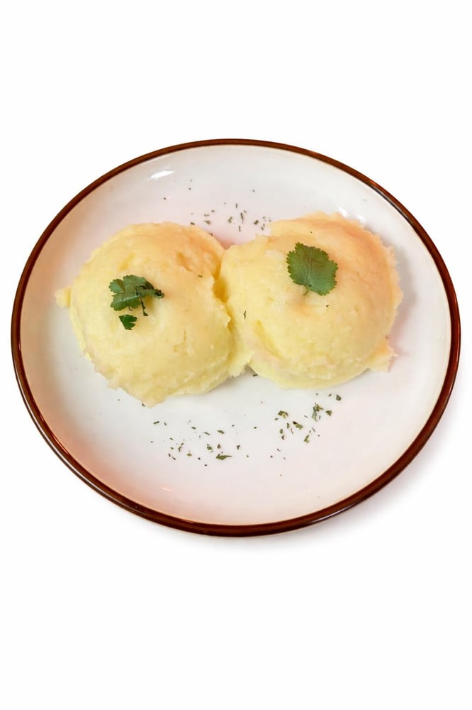 Mashed Potatoes with Butter and Garlic