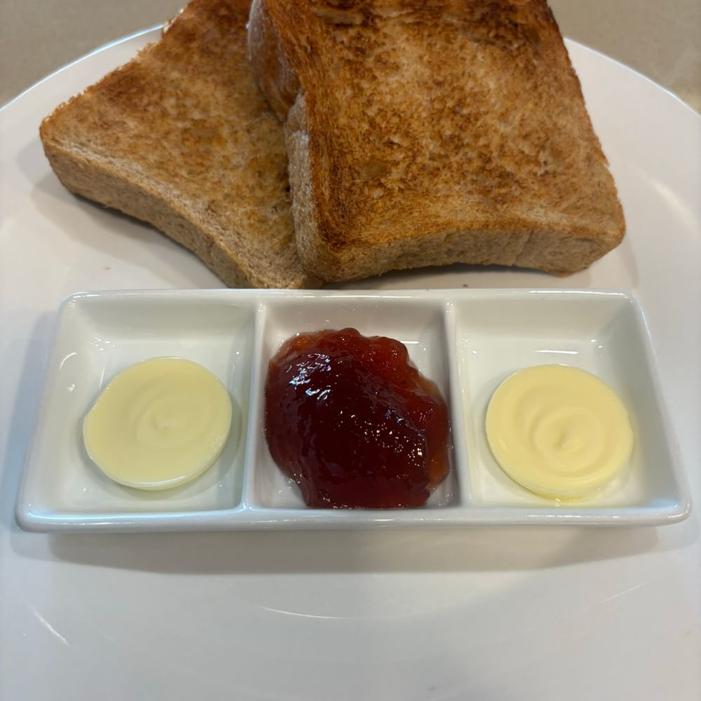 Toasted Bread (2pcs), Butter and Jam