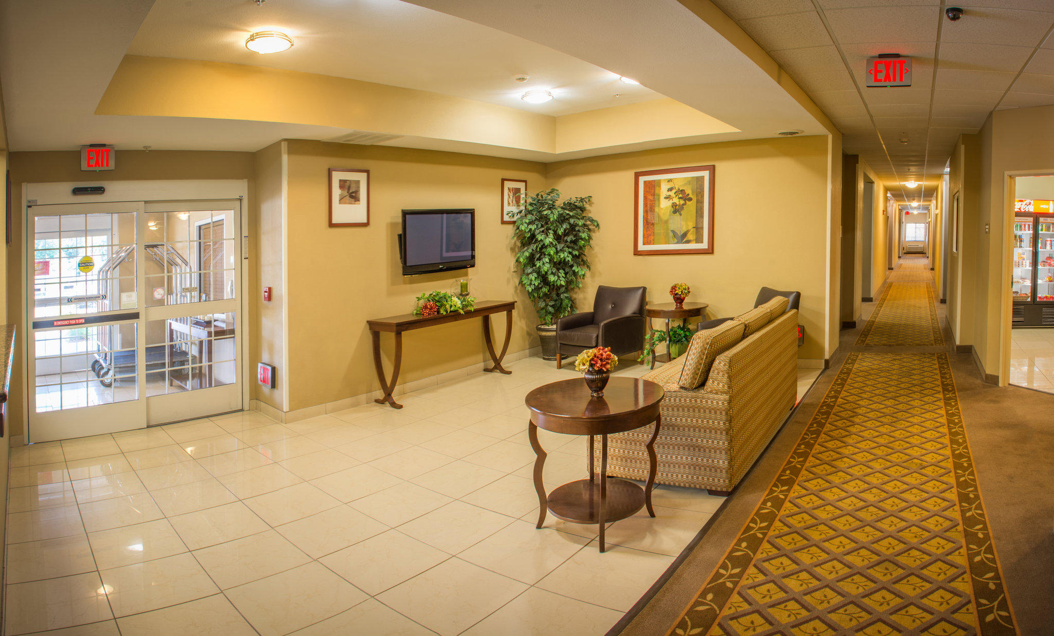 Candlewood Suites South Bend Airport Photo