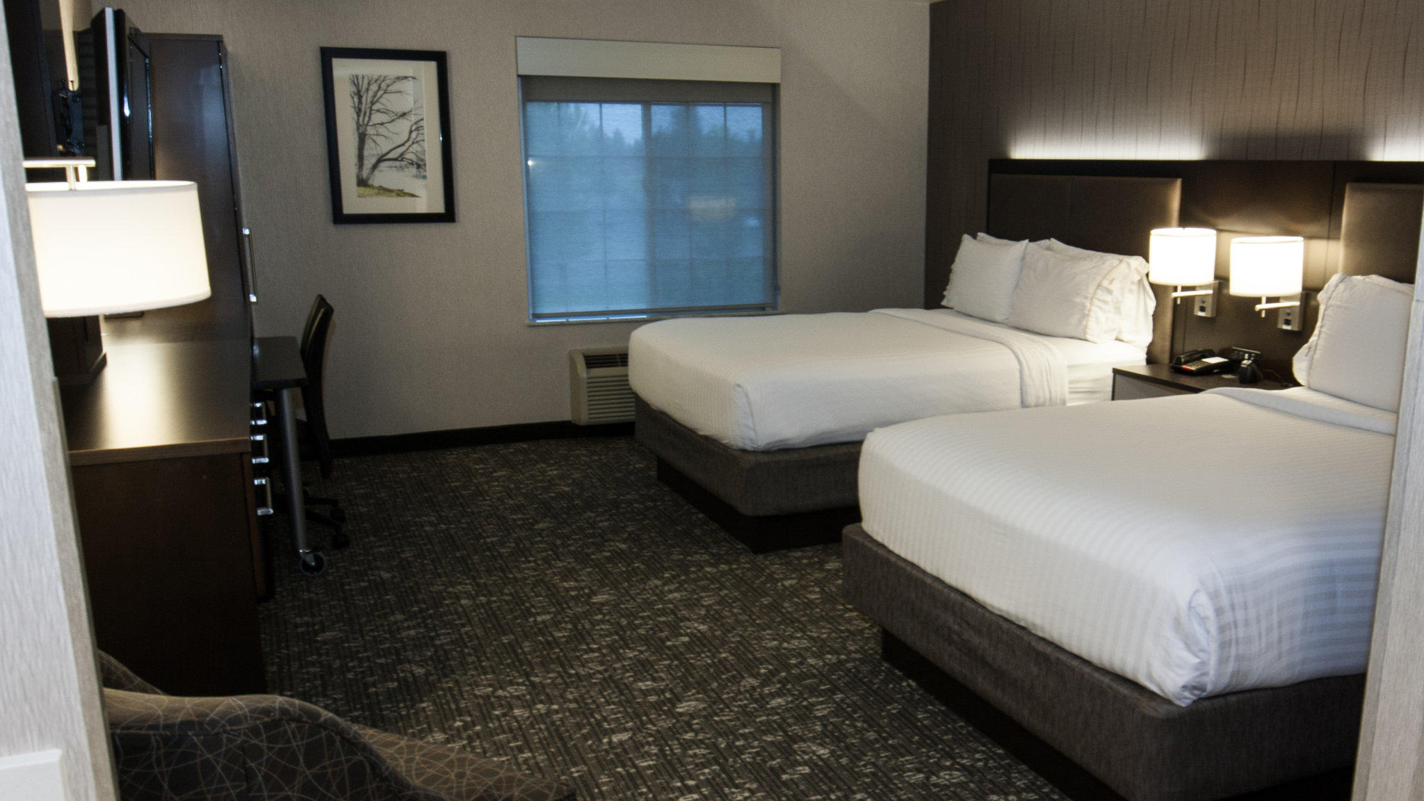 Holiday Inn Express & Suites Cheney Photo