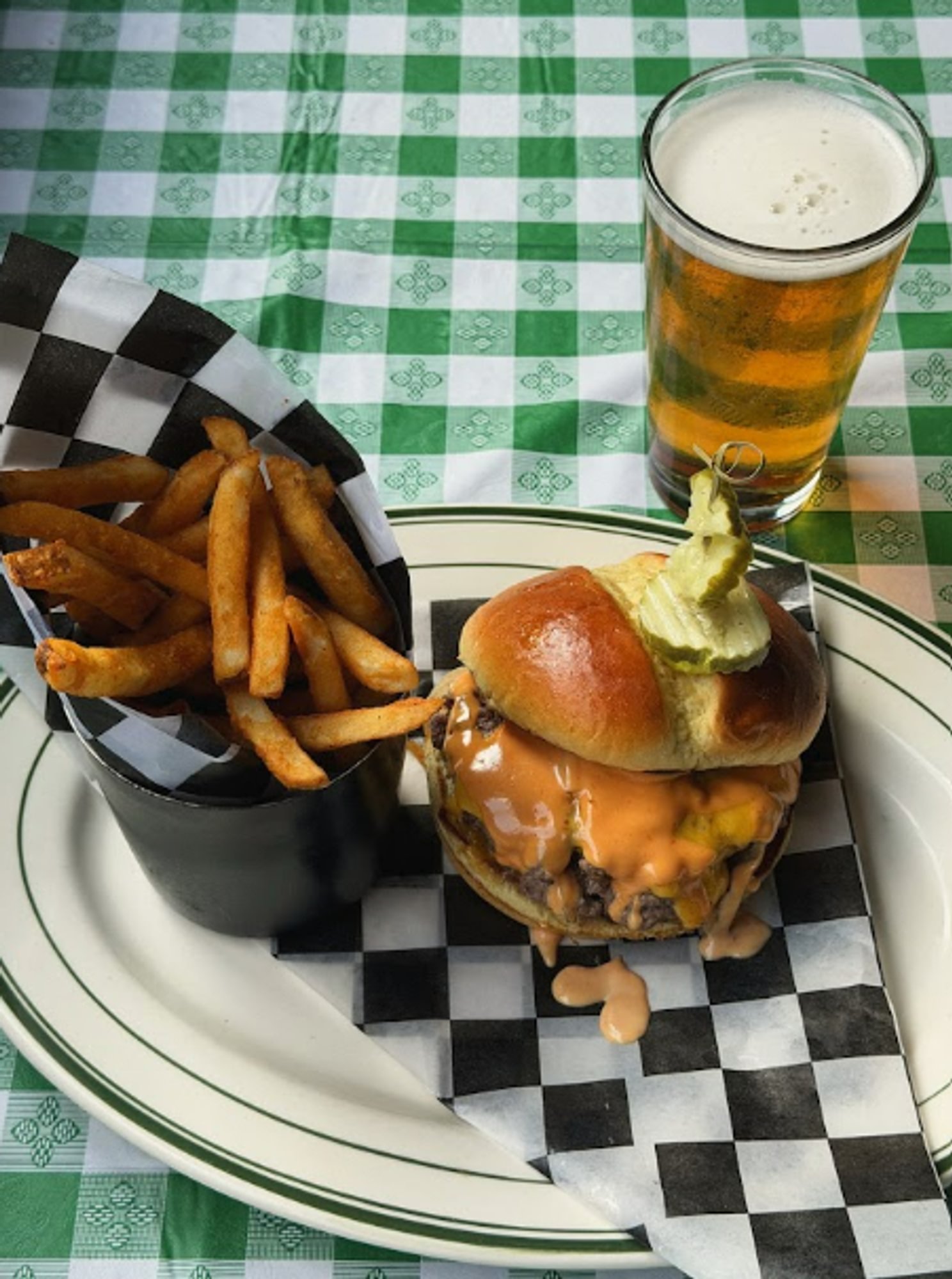 Hitz Classic Burger