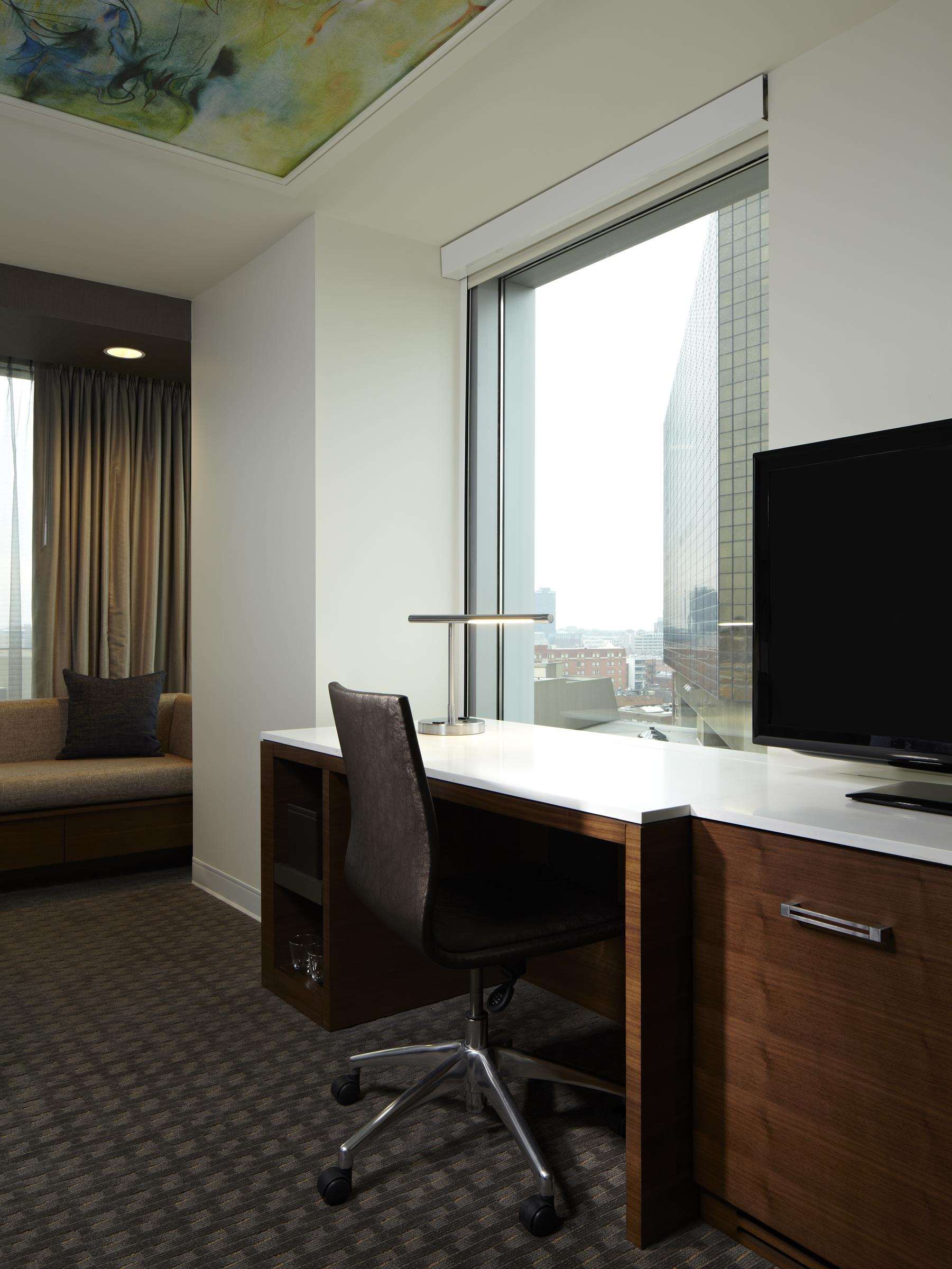 Hilton Columbus Downtown Photo