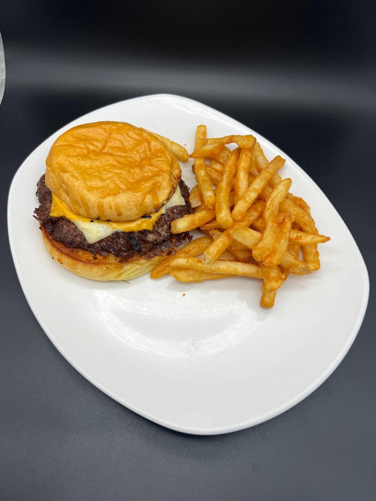 Plain Cheeseburger