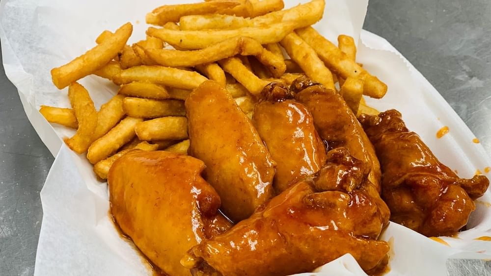 6 Buffalo/Honey BBQ 1/2 Wings
