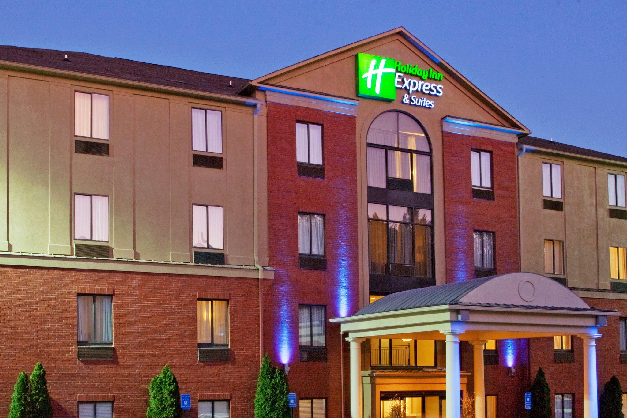 Holiday Inn Express & Suites Atlanta-Emory University Area Photo