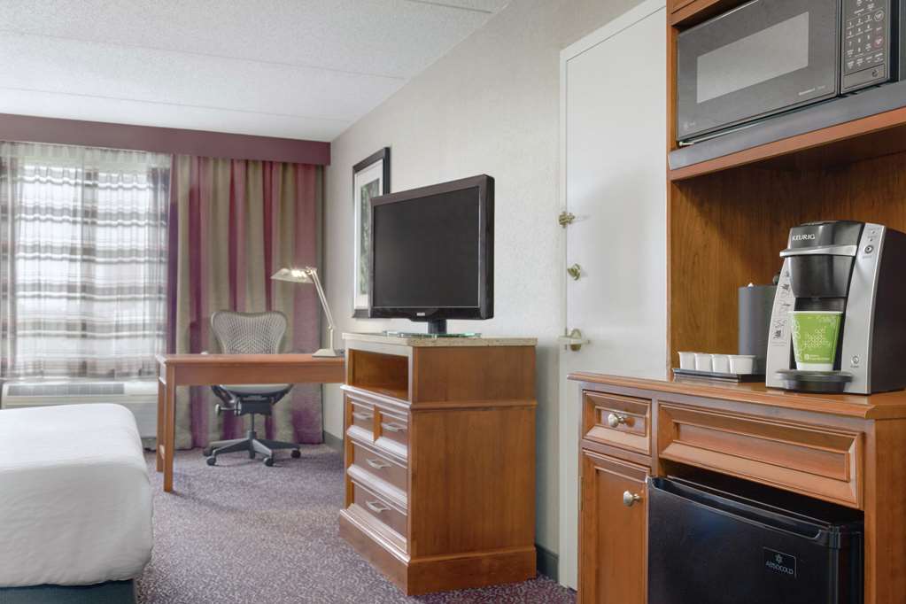 Hilton Garden Inn Springfield, MA Image