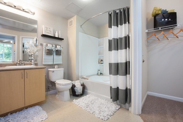 Images Granite Point Apartment Homes