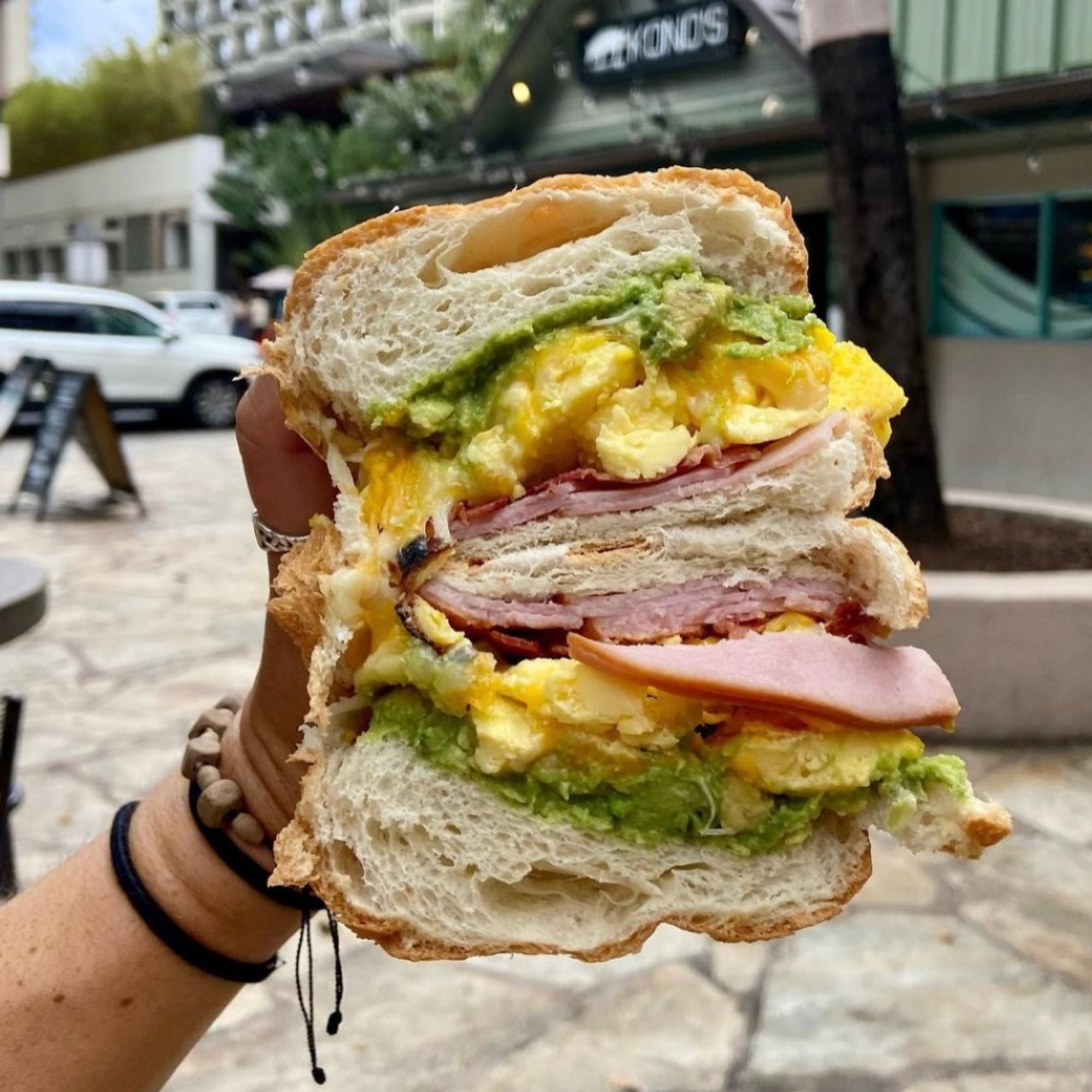 B.E.A.C.H Sandwich