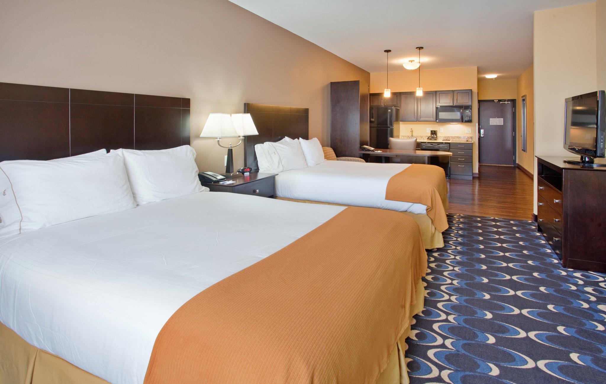 Holiday Inn Express & Suites Las Cruces North Photo