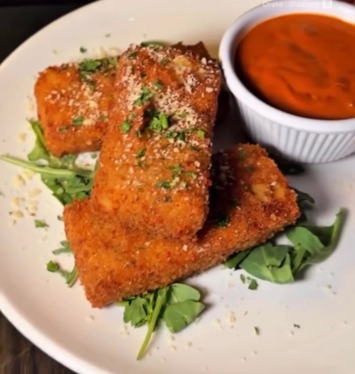 Mac and Cheese Bars