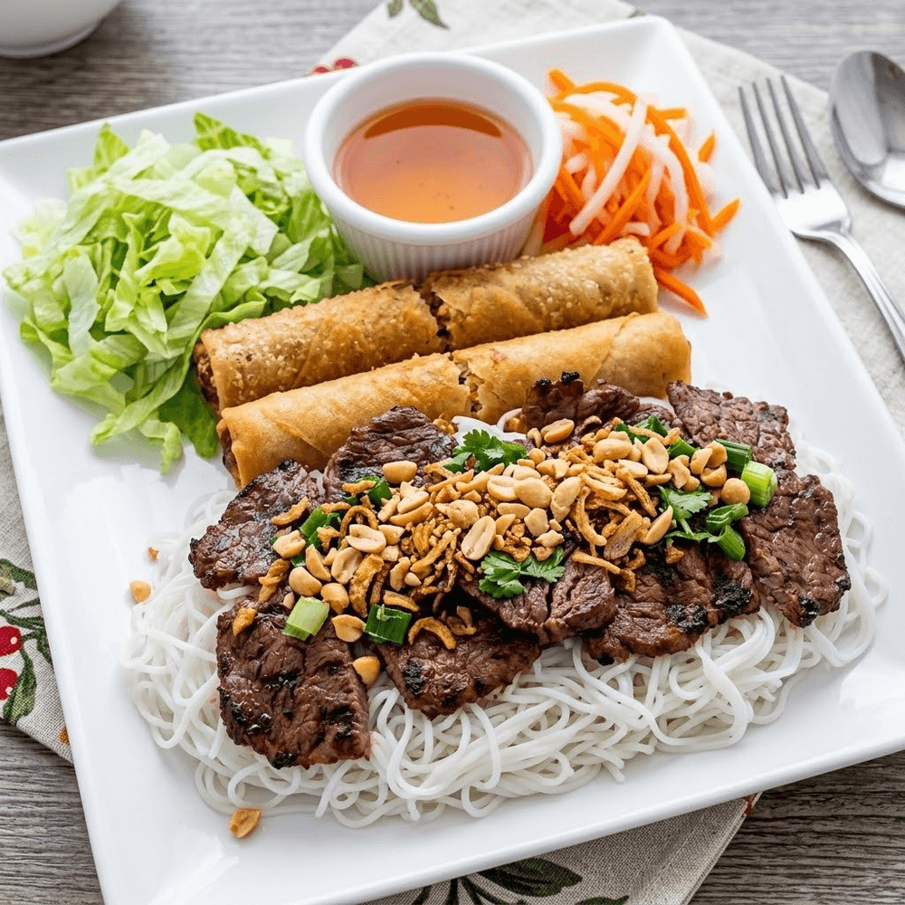 Grilled Meat and Egg Roll Bowl