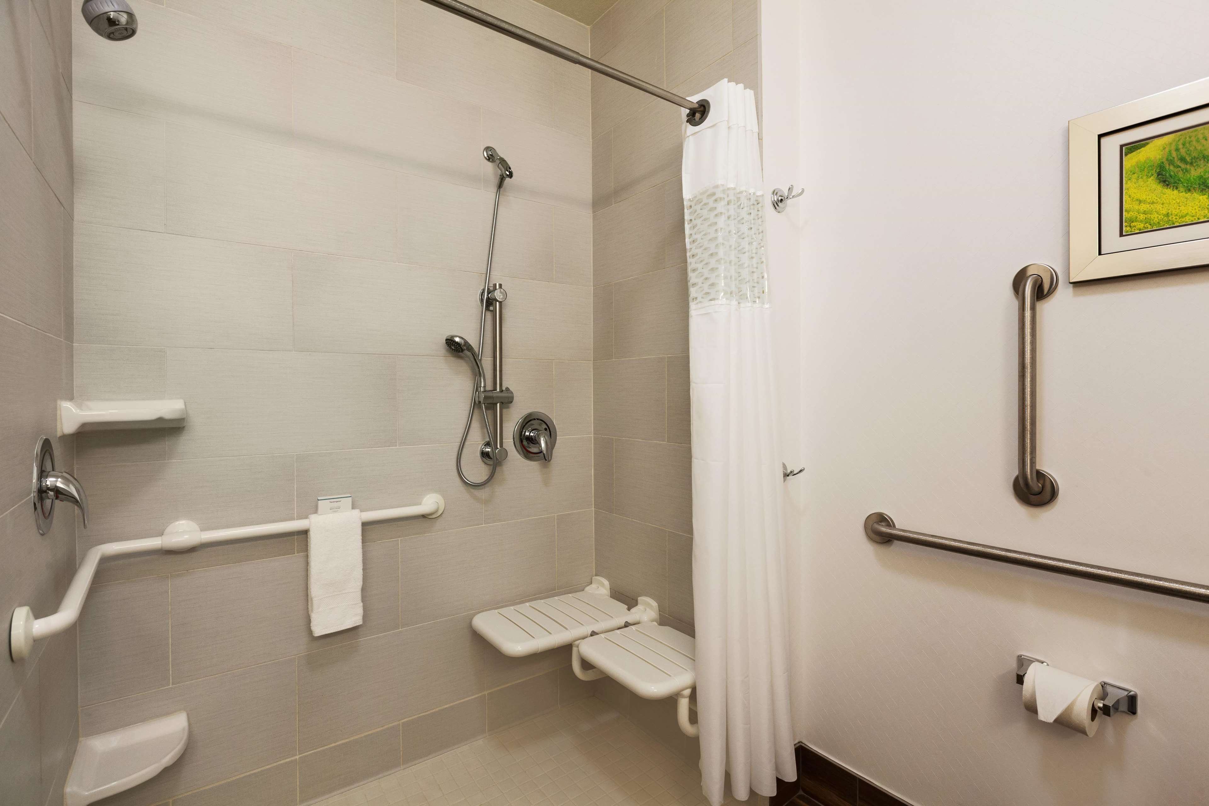 Hampton Inn & Suites Portland/Hillsboro-Evergreen Park Photo