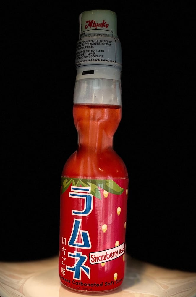 STRAWBERRY RAMUNE