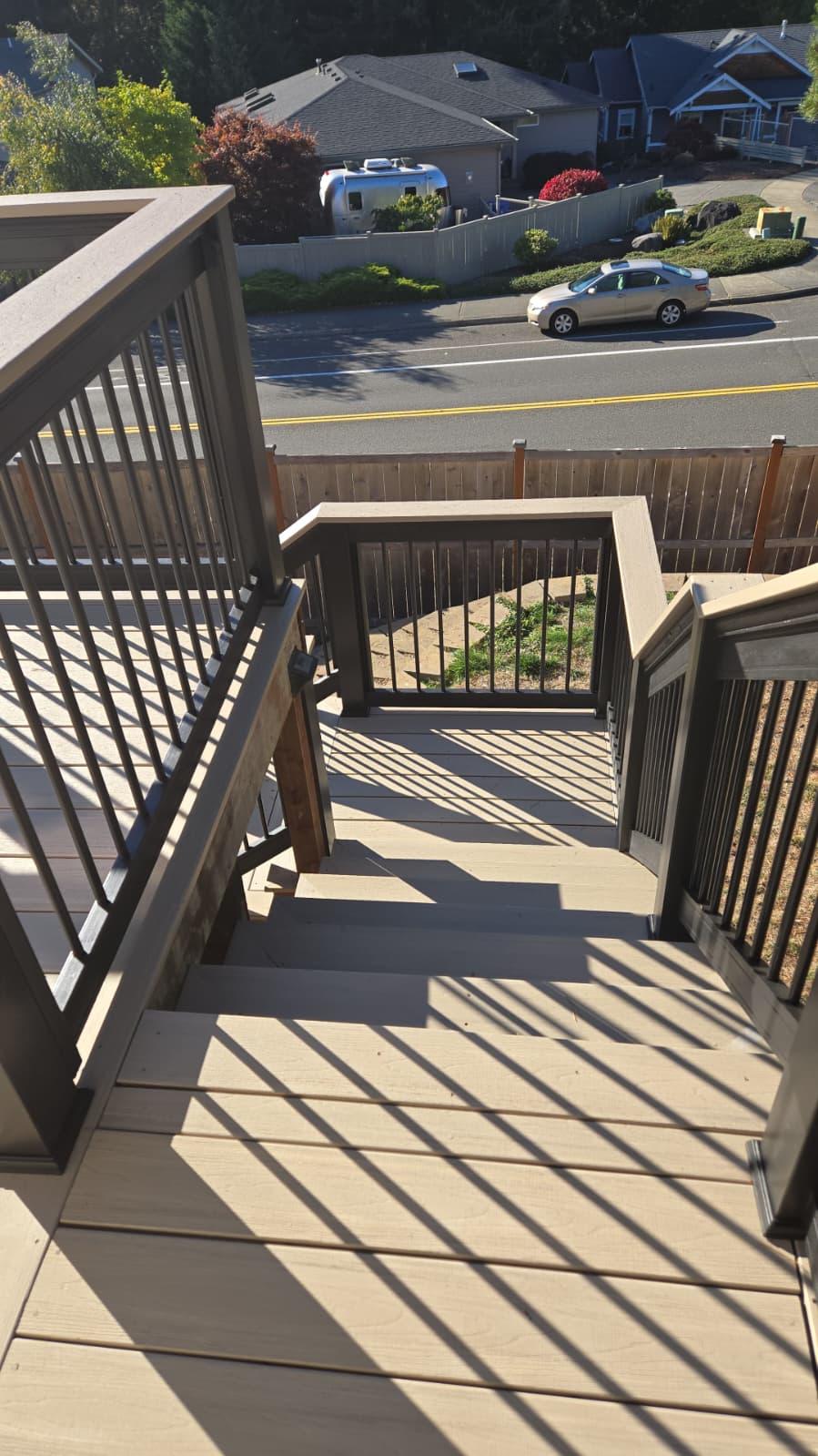 Harbor Deck and Fence Image