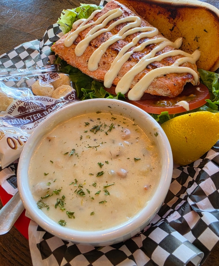 Grilled Salmon Po Boy