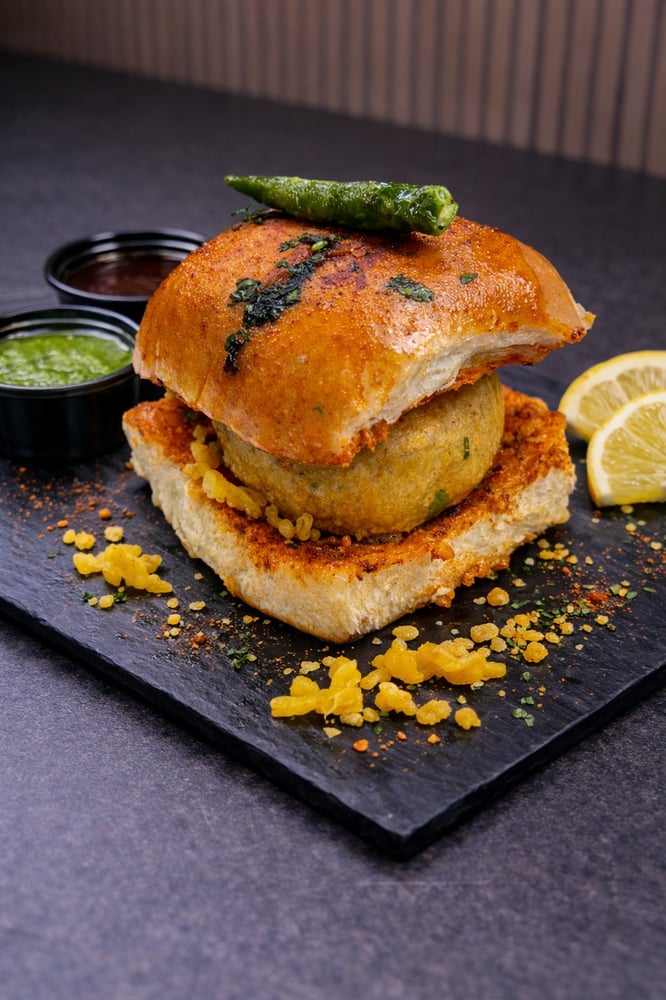 JUMBO VADAPAV
