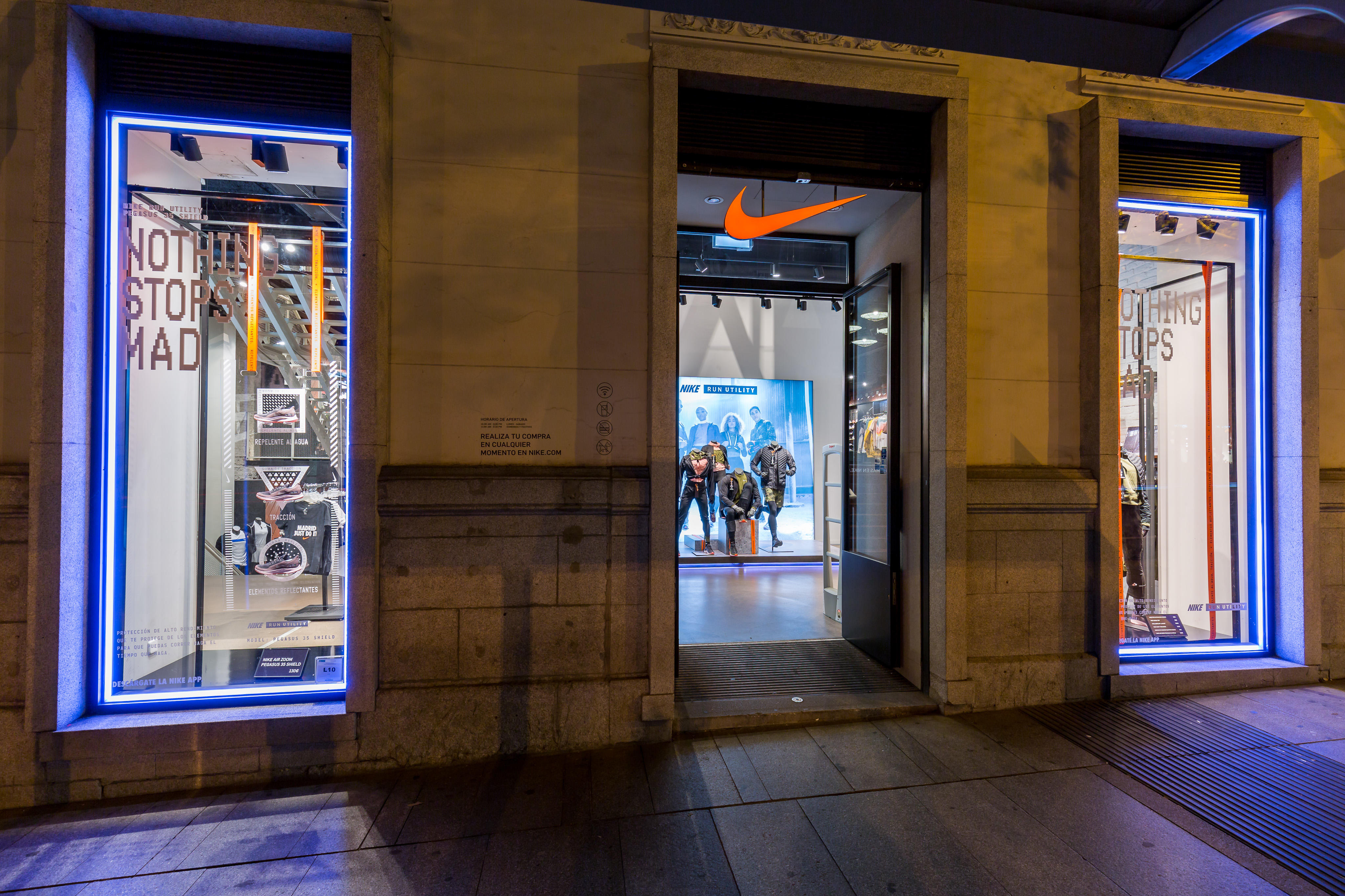 Images Nike Store Serrano