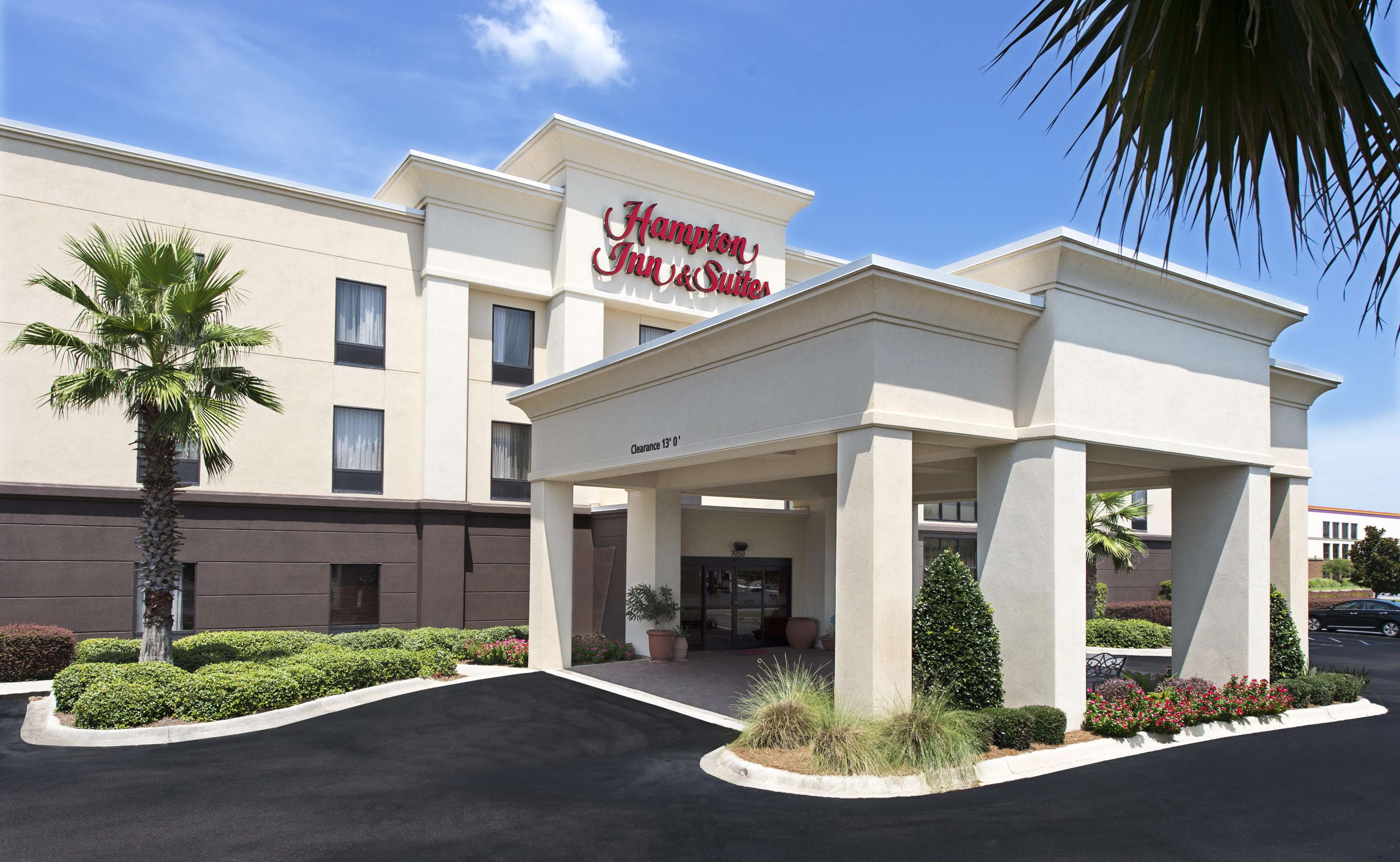 Hampton Inn & Suites Pensacola I-10 North at University Town Plaza Photo