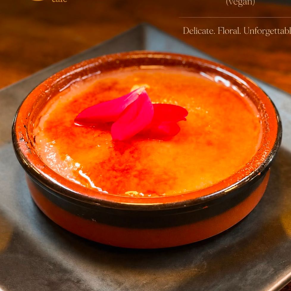 Rose Petal Crème Brûlée (v)