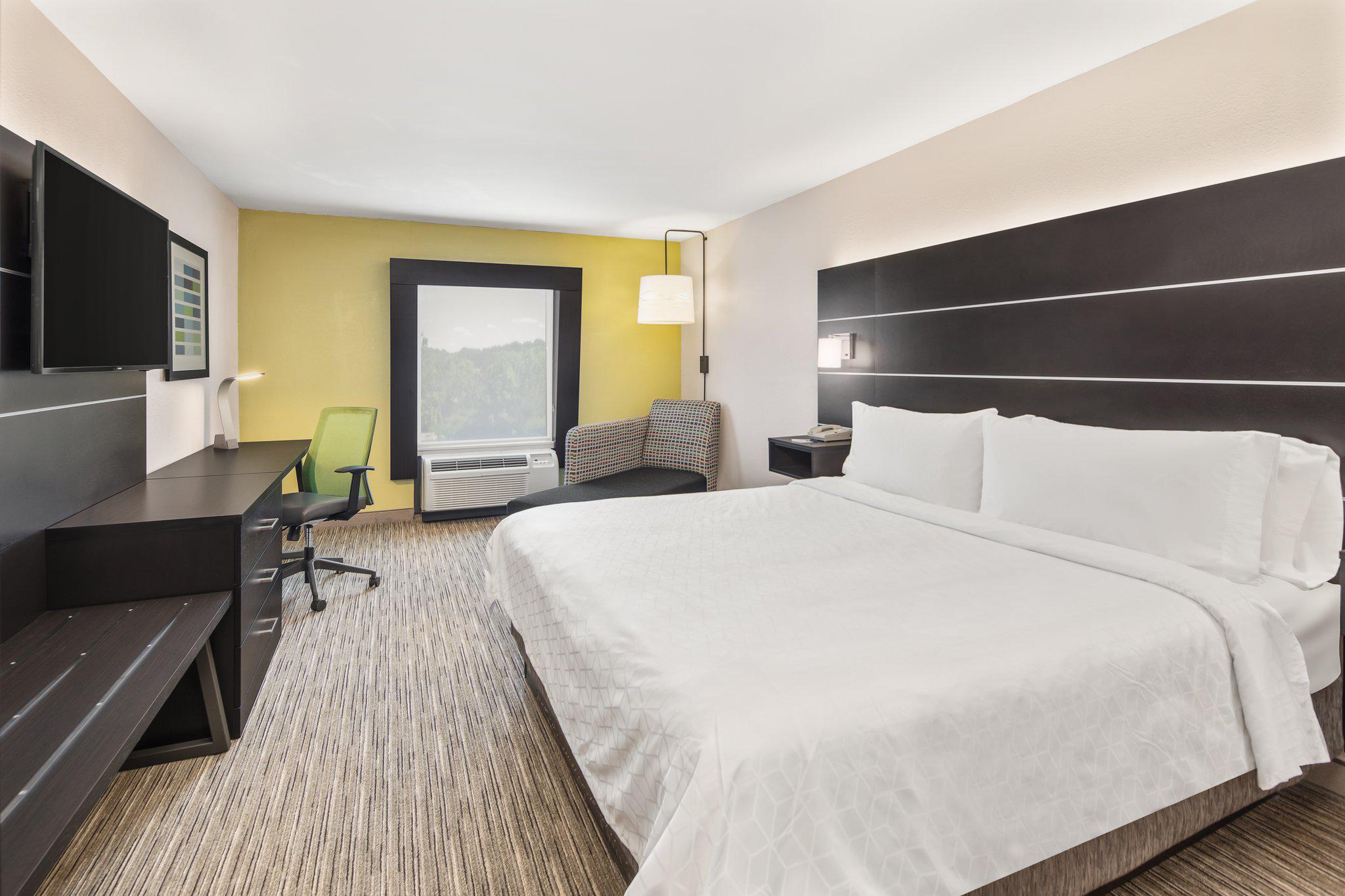 Holiday Inn Express & Suites Greenville-Spartanburg (Duncan) Photo