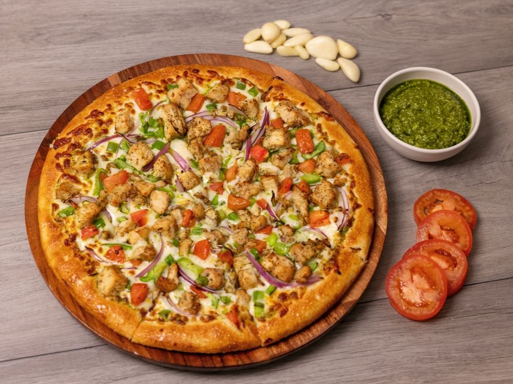 Medium Pesto Chicken Pizza