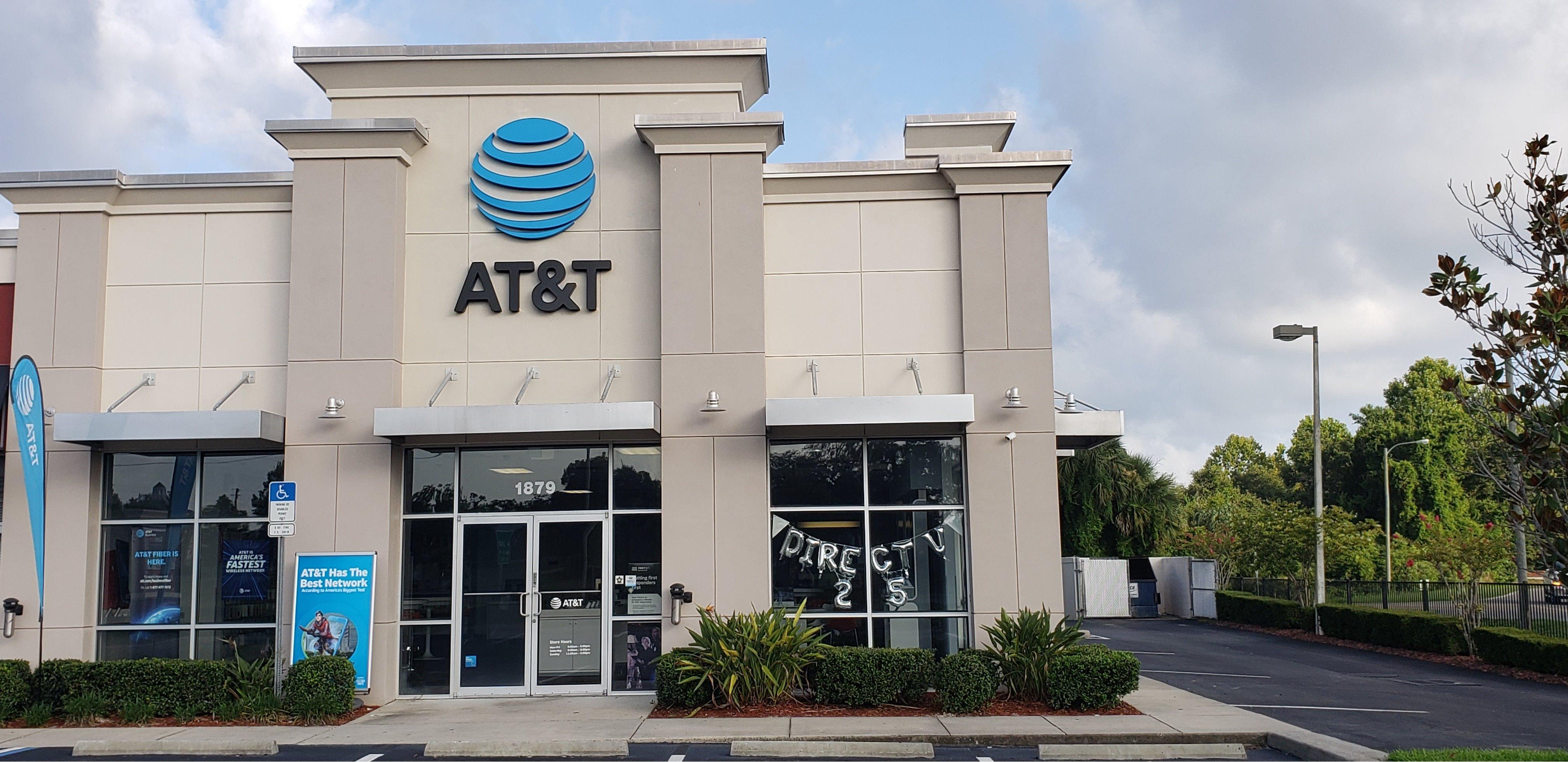 AT&T Store Photo