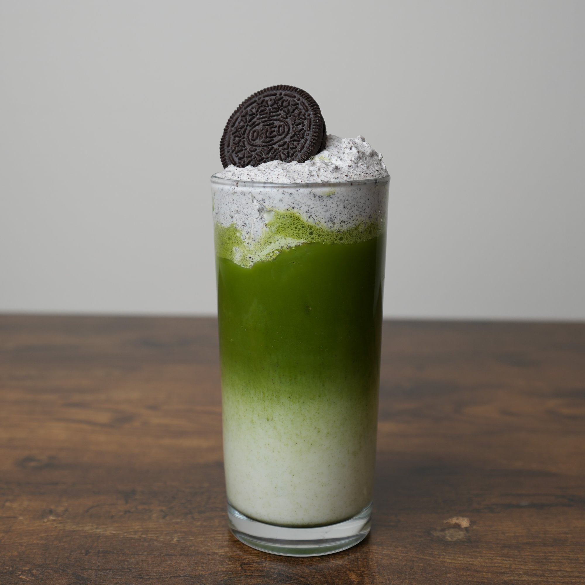 Oreo Creme Matcha Latte