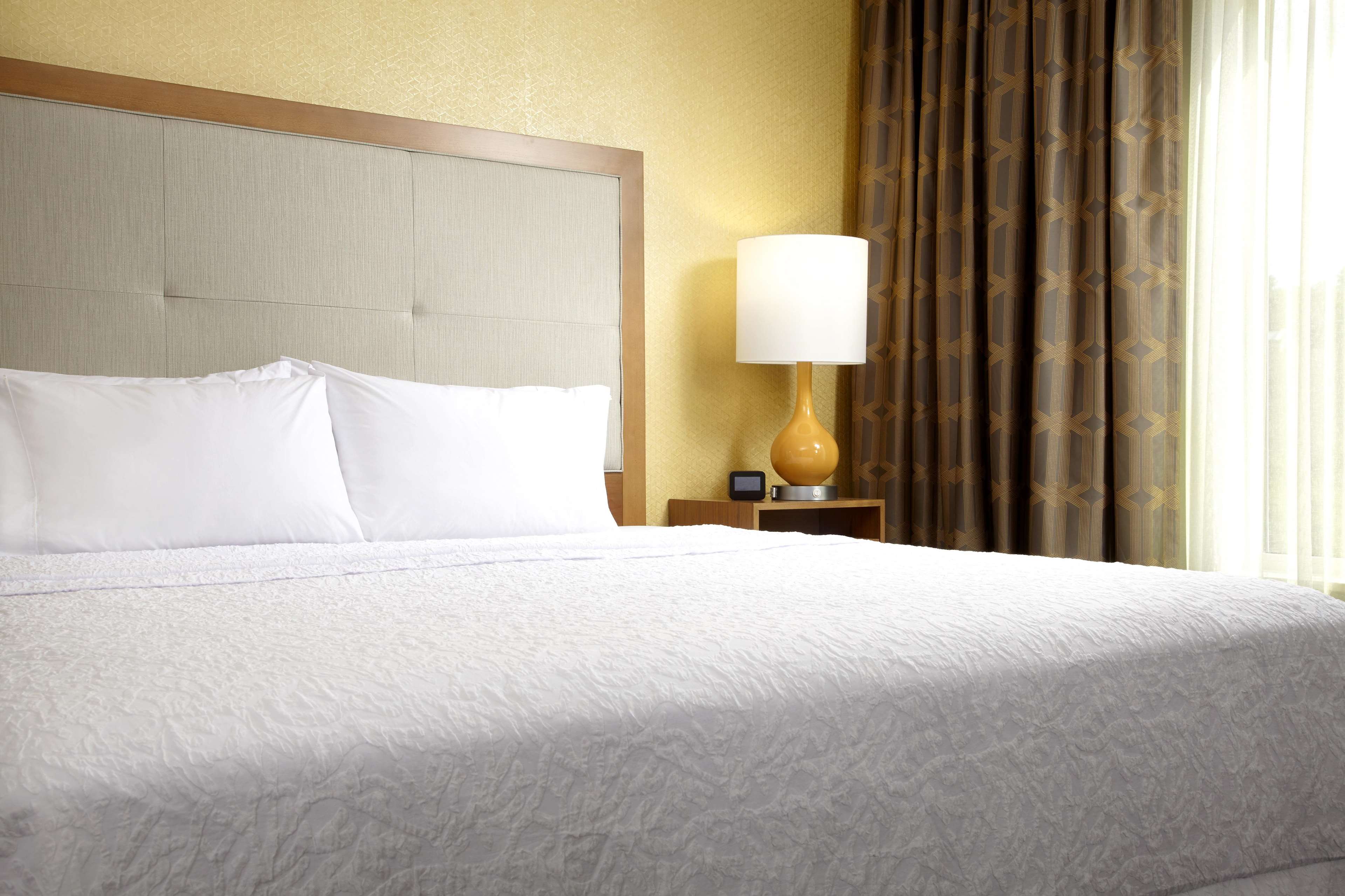 Hampton Inn & Suites Pittsburgh Airport South–Settlers Ridge Photo