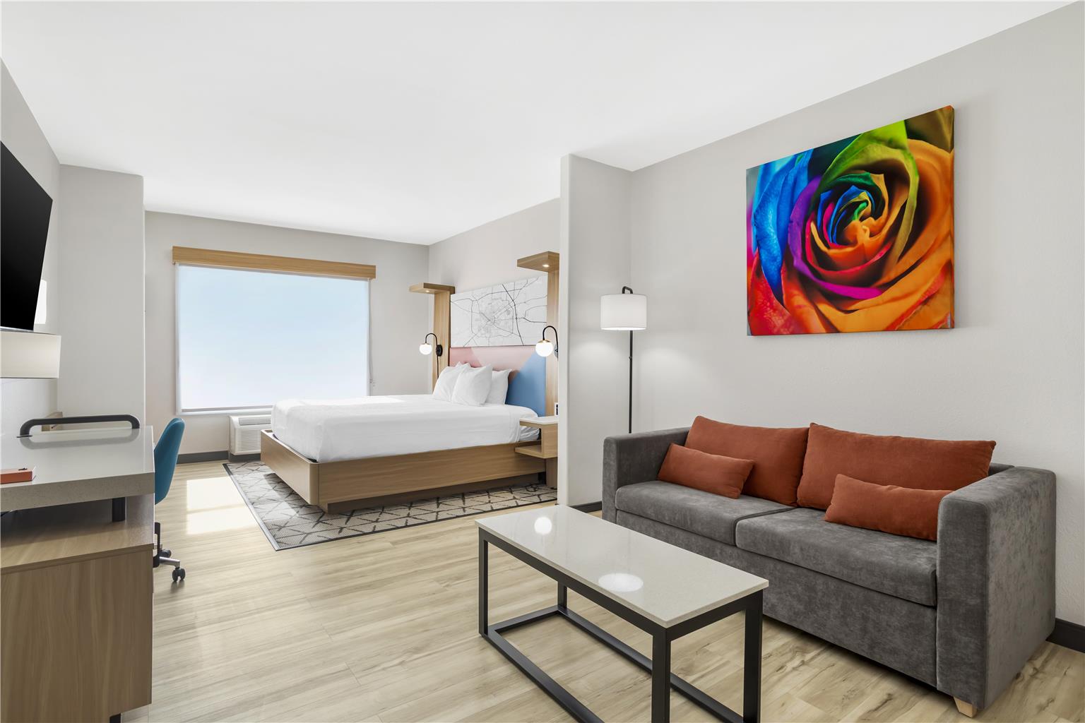 Best Western Plus Rose City Conference Center Inn Image