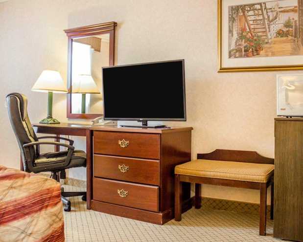 Images Rodeway Inn