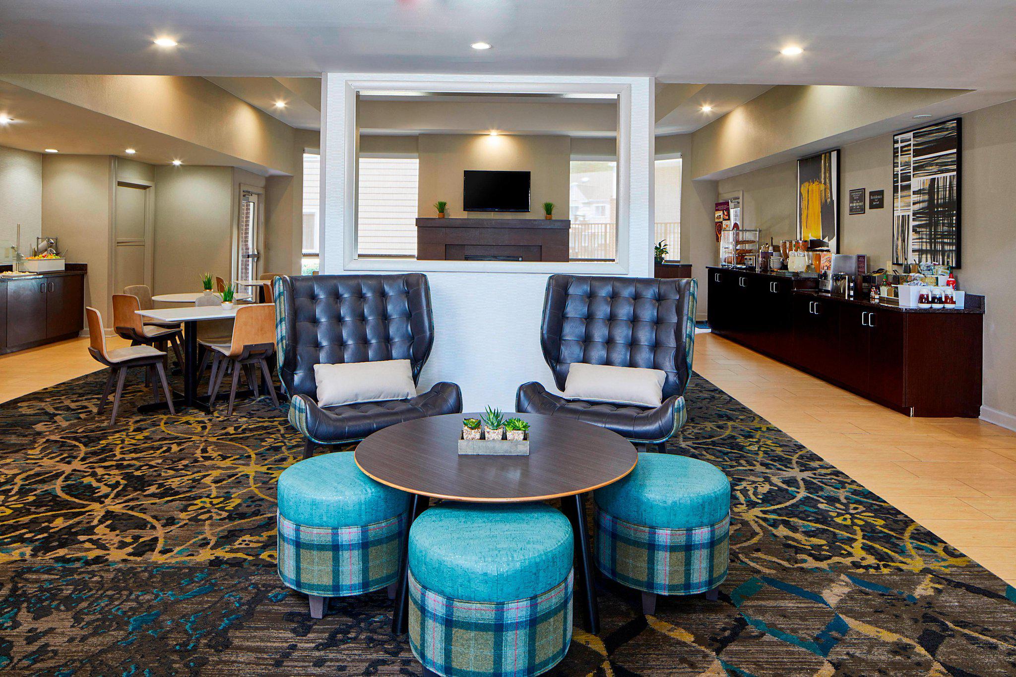 Residence Inn by Marriott Atlanta Airport North/Virginia Avenue Photo