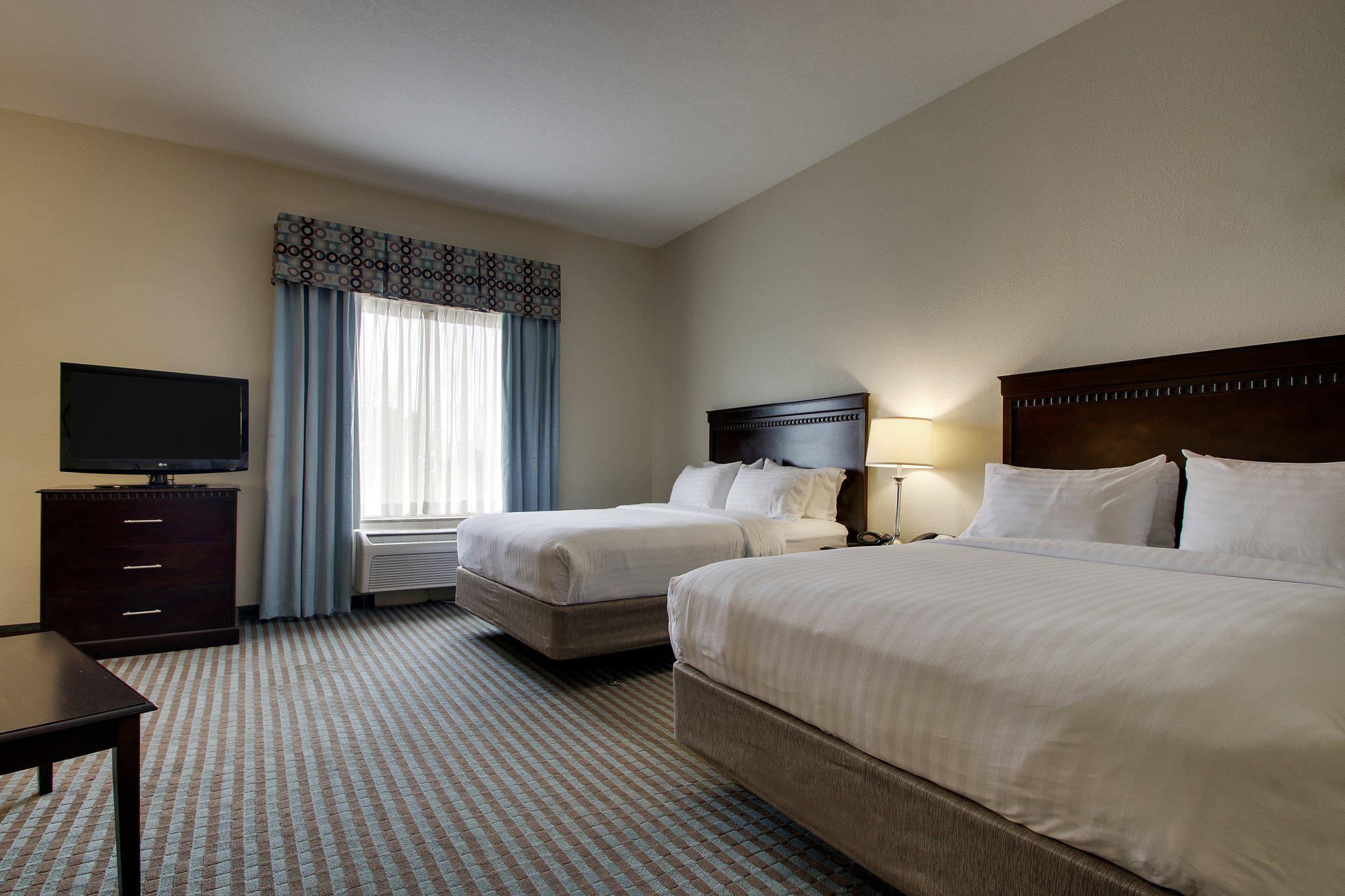 Holiday Inn Express Leland - Wilmington Area Photo