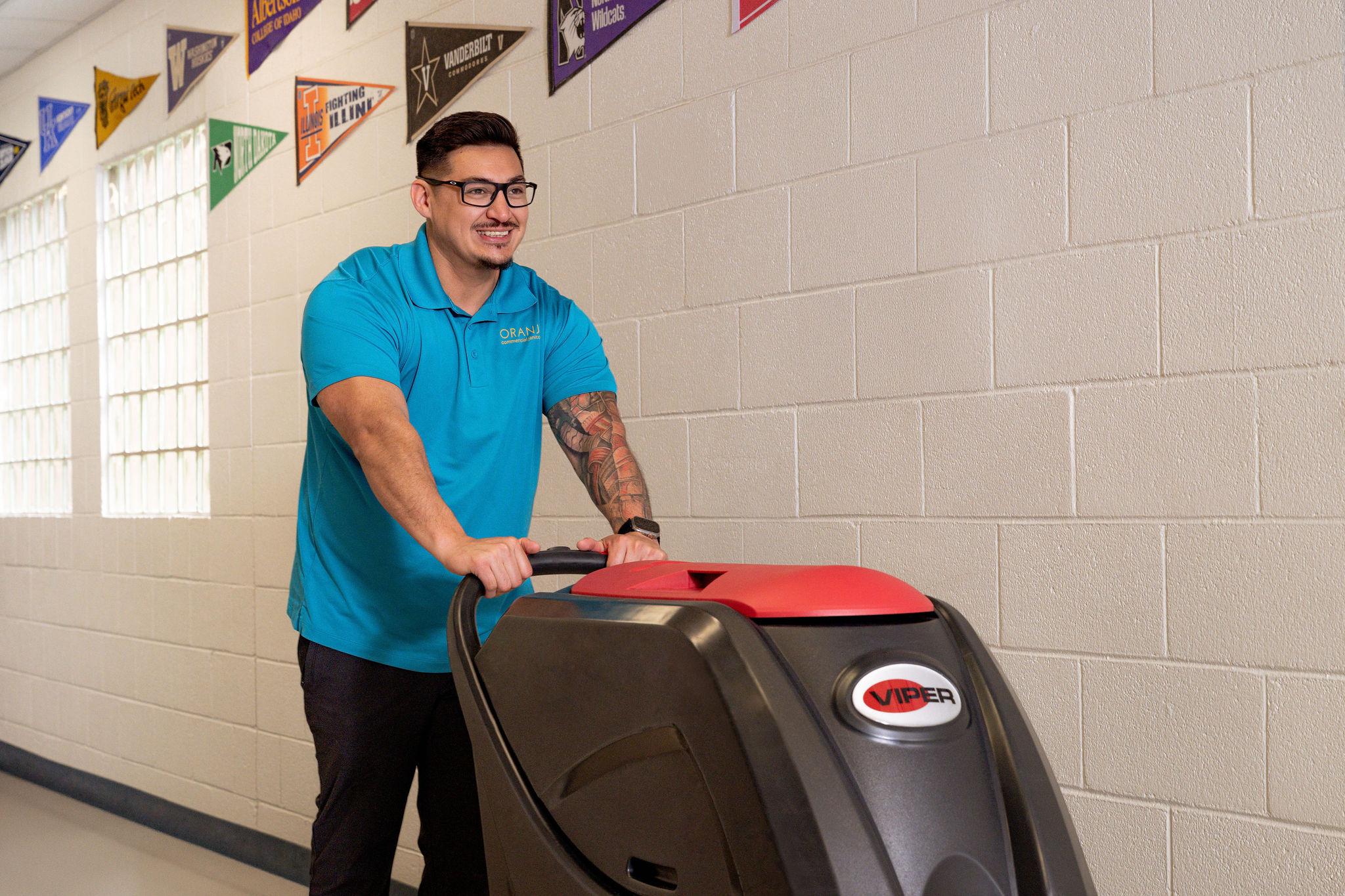 Oranje Commercial Janitorial in Phoenix Image