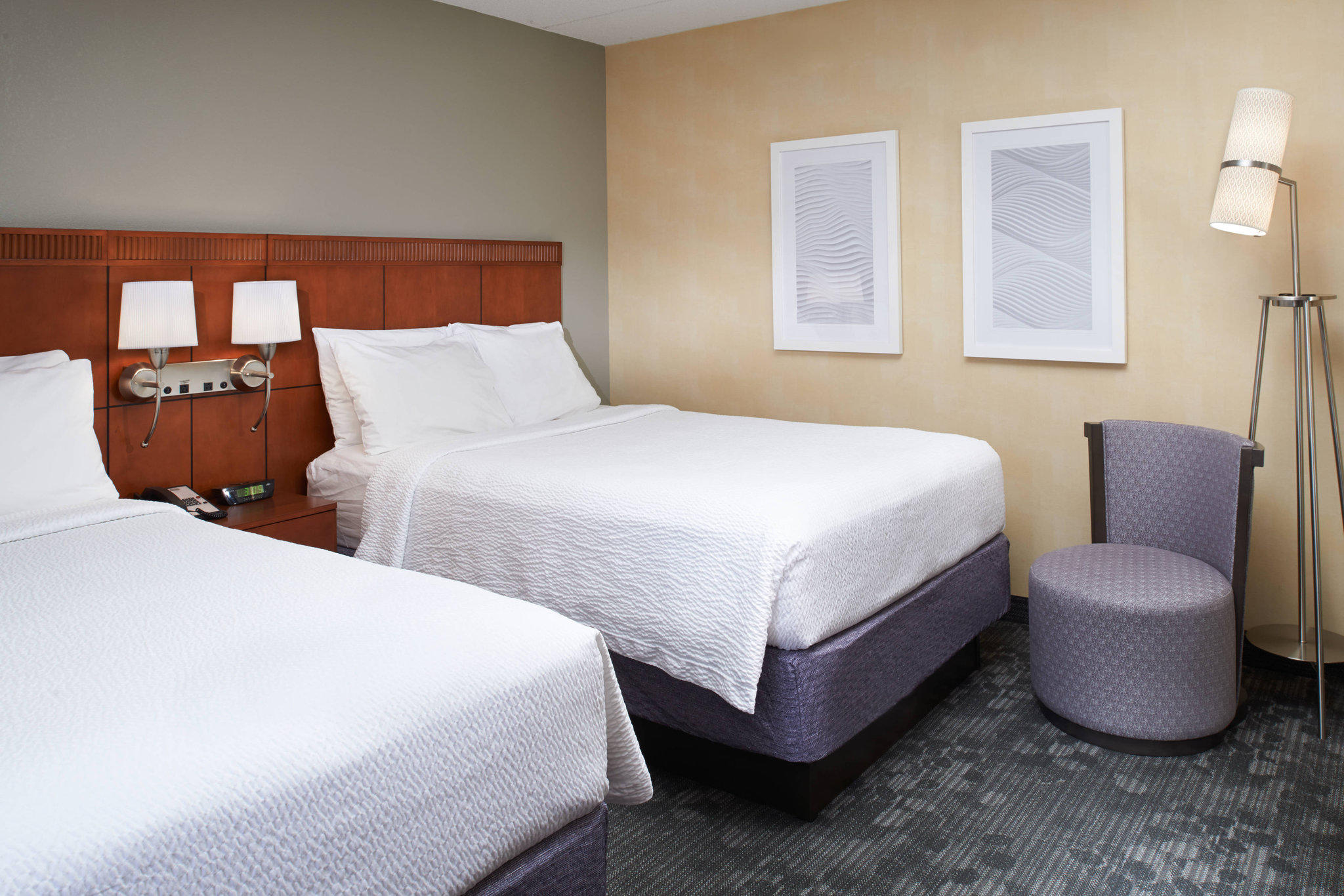 Courtyard by Marriott Rockford Photo