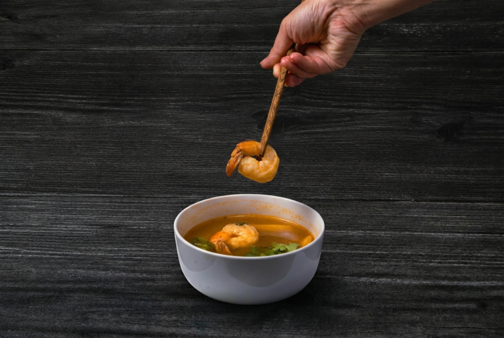 Tom yum seafood