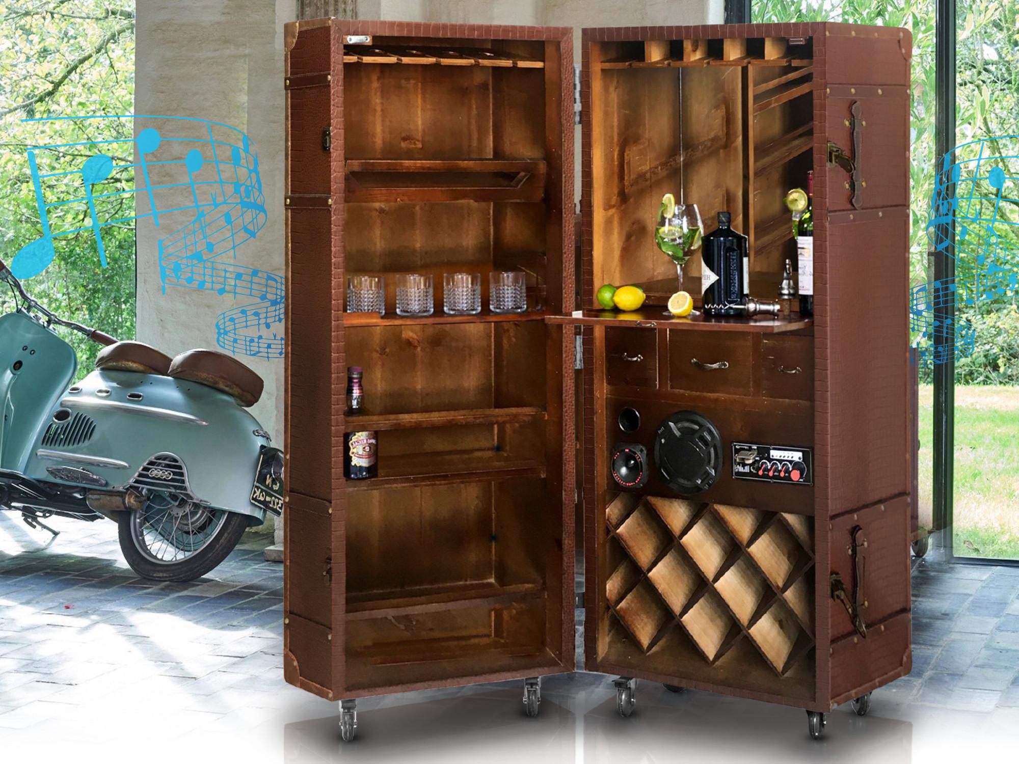 Bluetooth British Steamer Trunk Bar