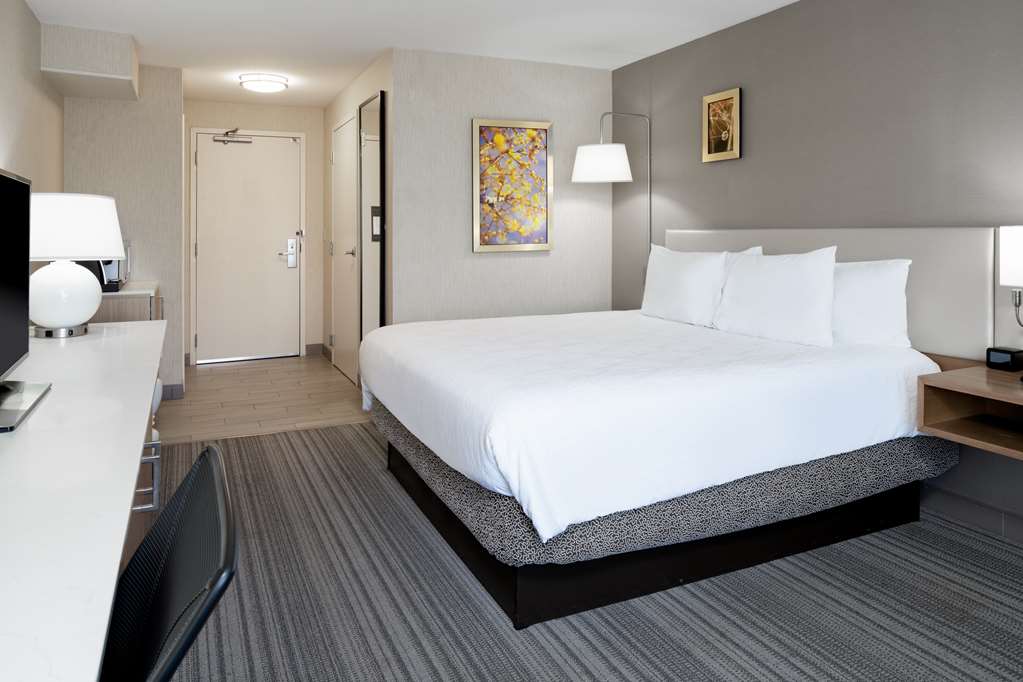 Hilton Garden Inn Roseville Image