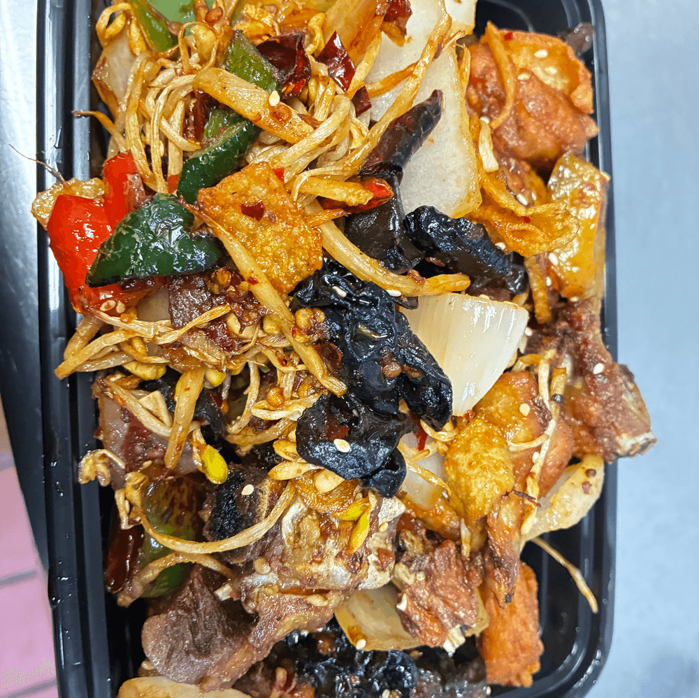 Griddle Cooked Chicken 干锅鸡