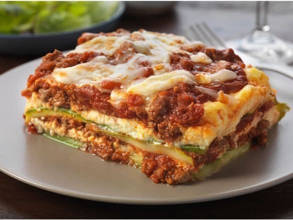 Large Tray Beef Lasagna