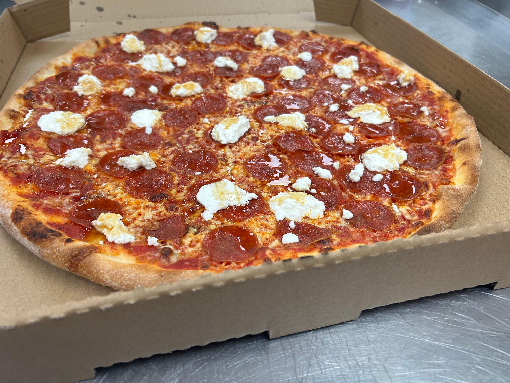 14" HHPR Pizza