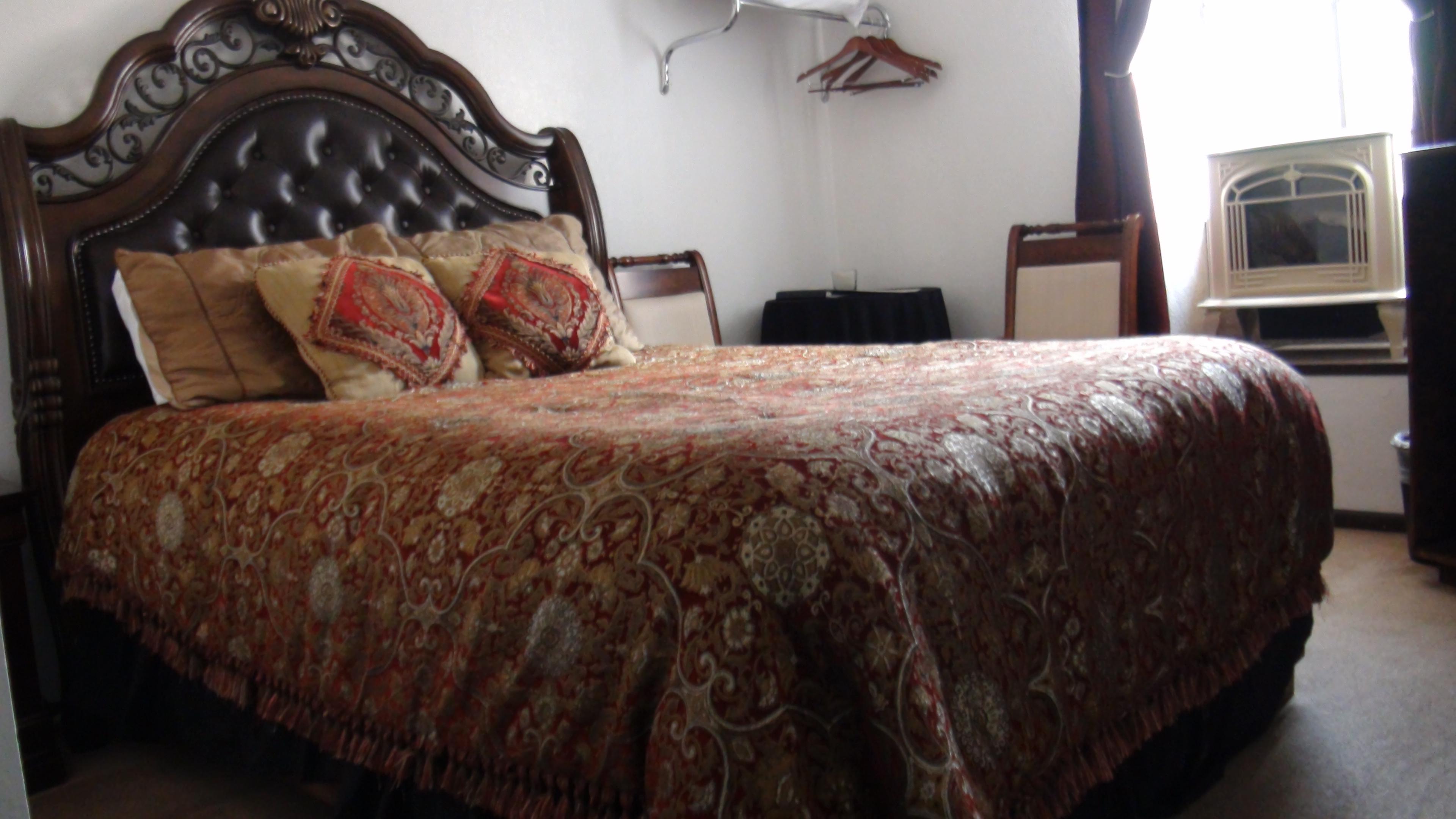 Bavarian Ritz Hotel Logo