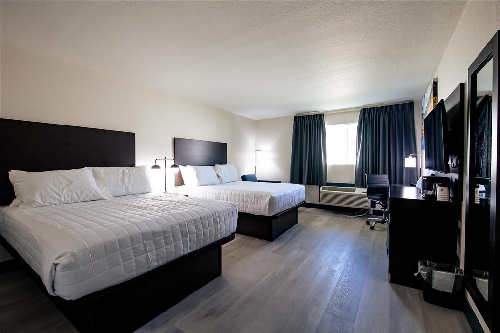 SureStay by Best Western Forsyth Image