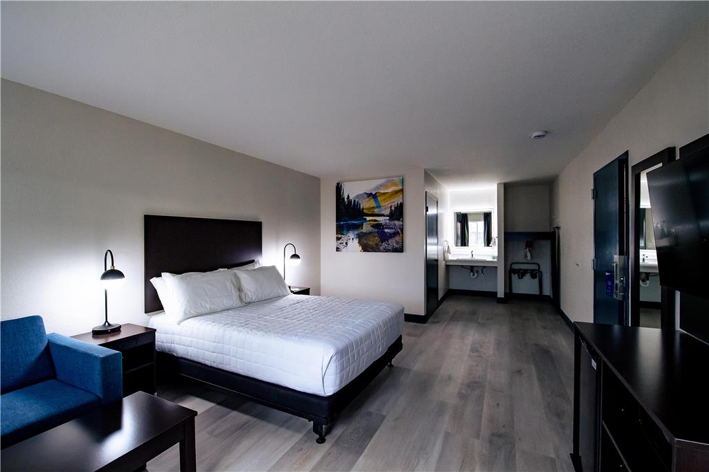 SureStay by Best Western Forsyth Image