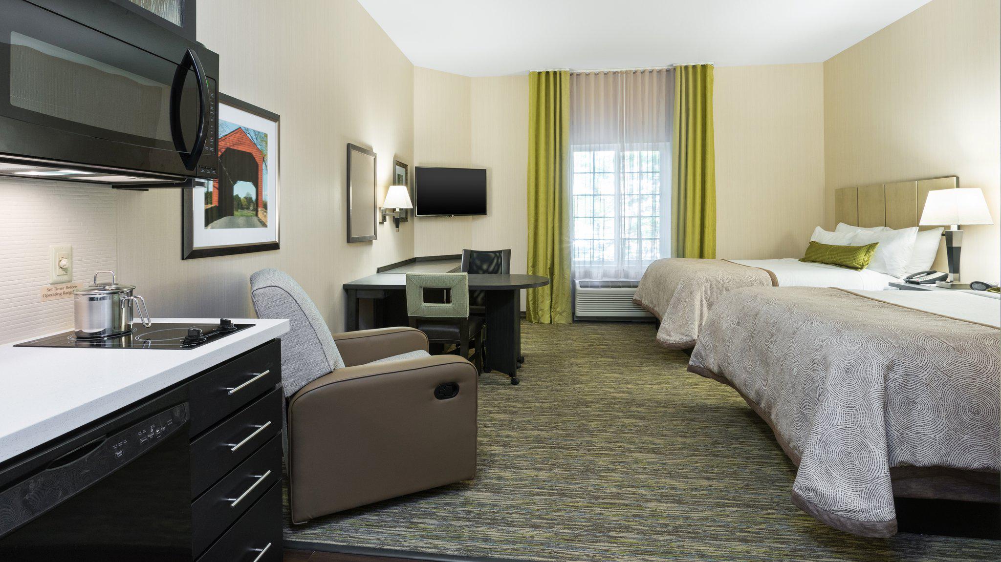 Candlewood Suites Grove City - Outlet Center Photo