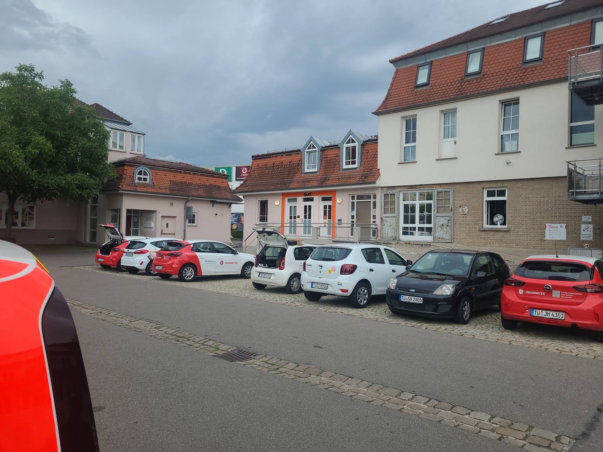  16