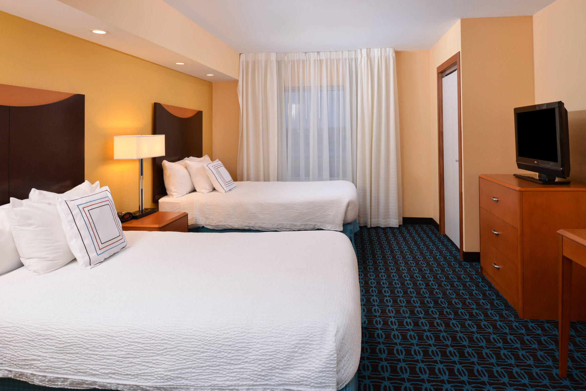 Fairfield Inn & Suites by Marriott Fort Wayne Photo