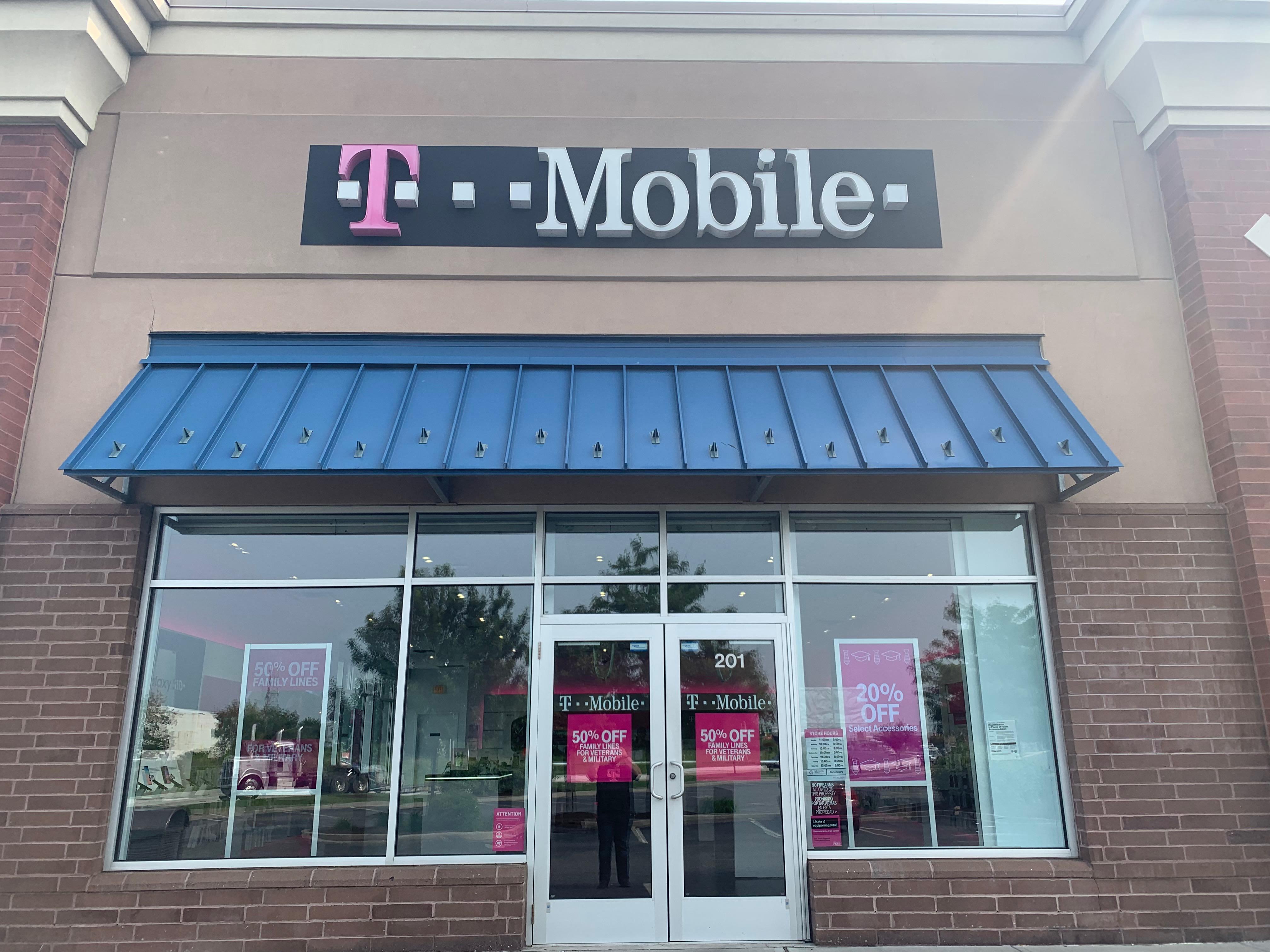Cell Phones Plans And Accessories At T Mobile 201 Bayonne