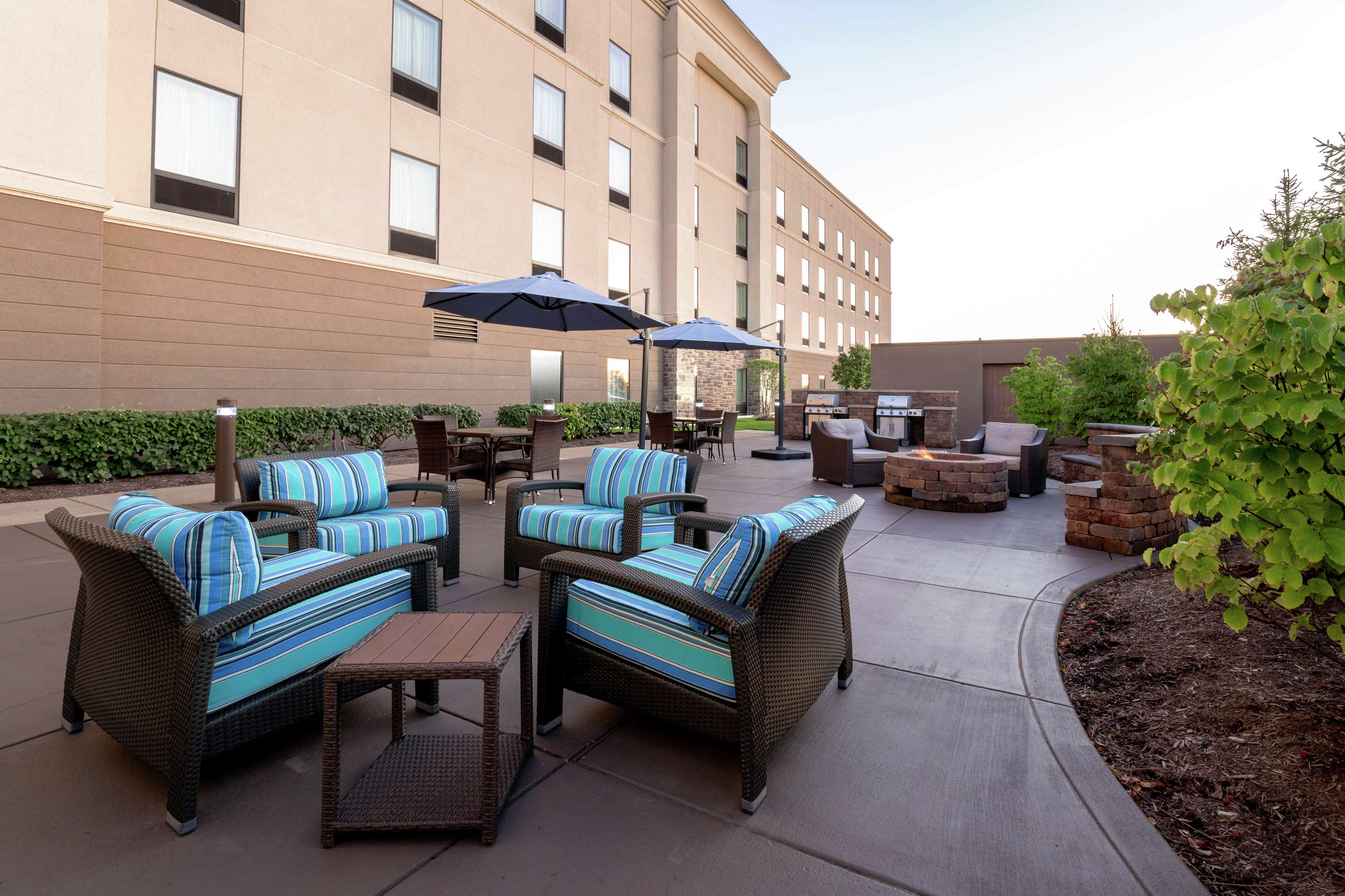 Hampton Inn & Suites Wheeling-The Highlands Photo