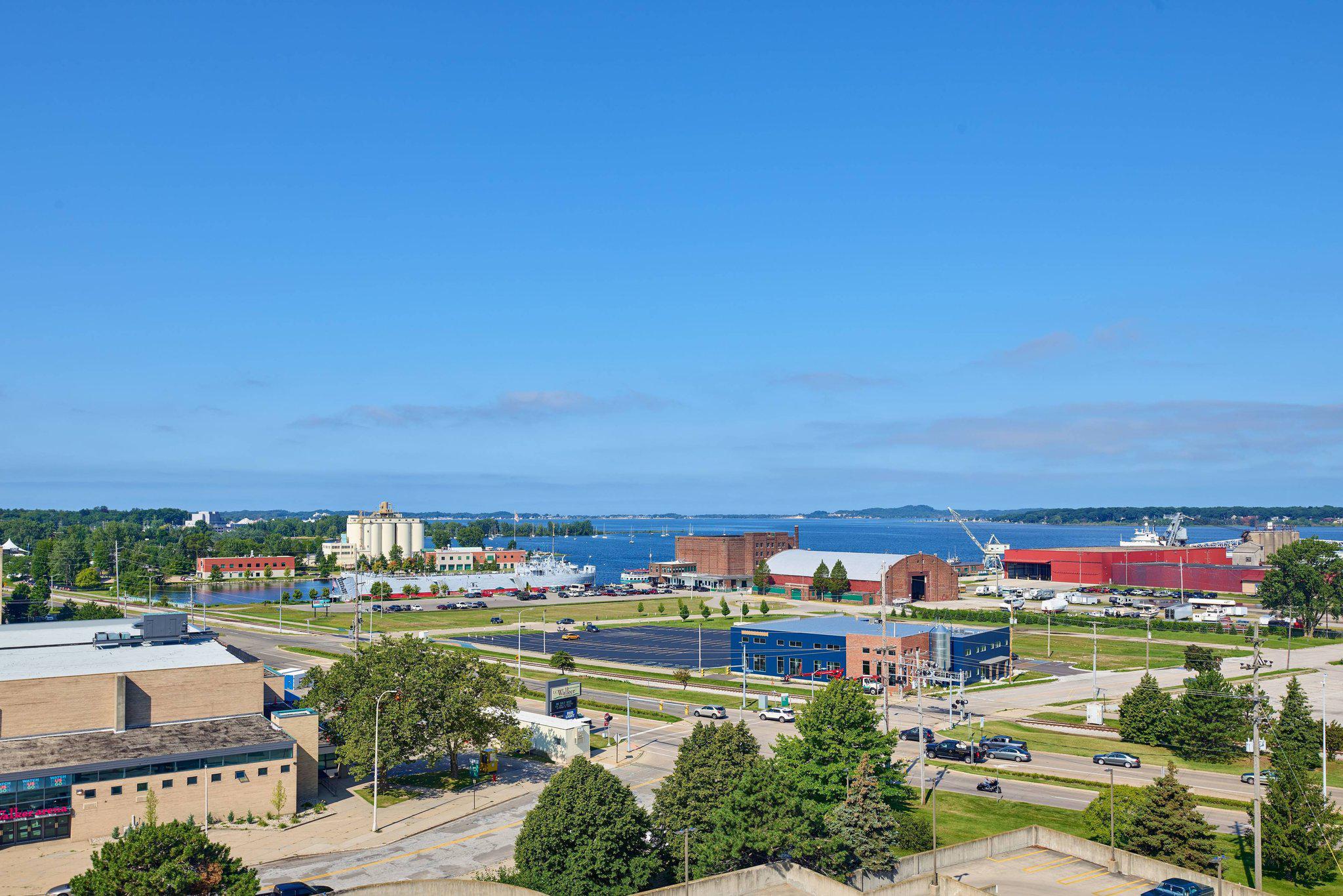 Delta Hotels by Marriott Muskegon Downtown Photo